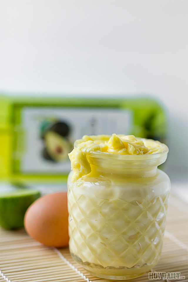 Avocado oil mayo jar