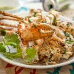 Oven baked crab legs with sauce