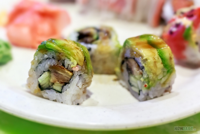 Caterpillar sushi roll