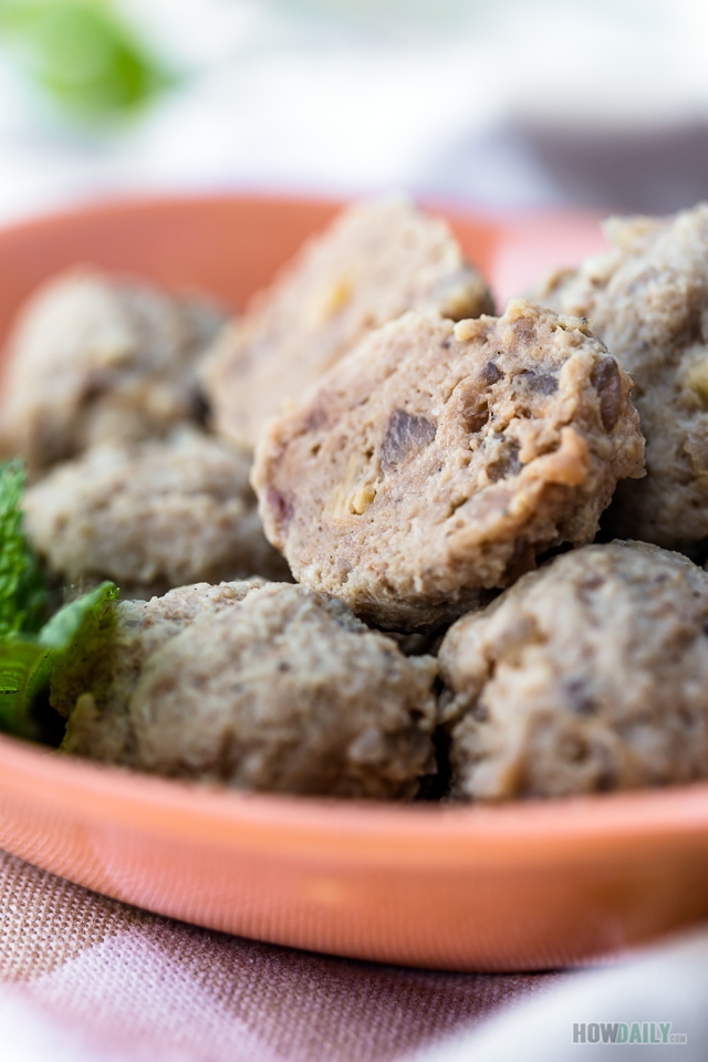 Vietnamese beef meatballs dish