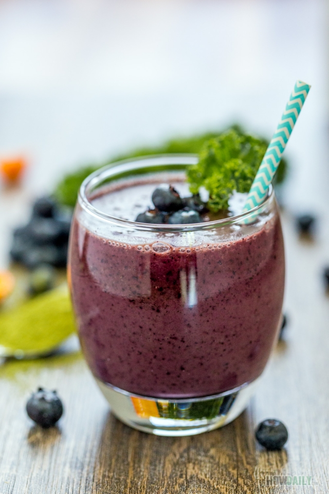 Healthy and delicious blueberry smoothie