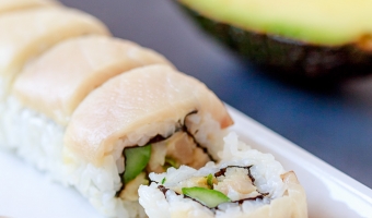 Spicy yellowtail roll