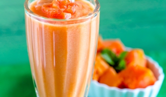 Vietnamese papaya smoothie