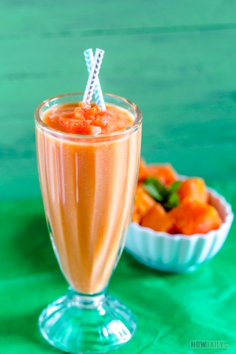 Vietnamese papaya smoothie