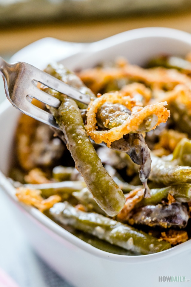 Creamy green bean casserole