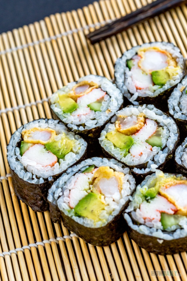 How to roll sushi