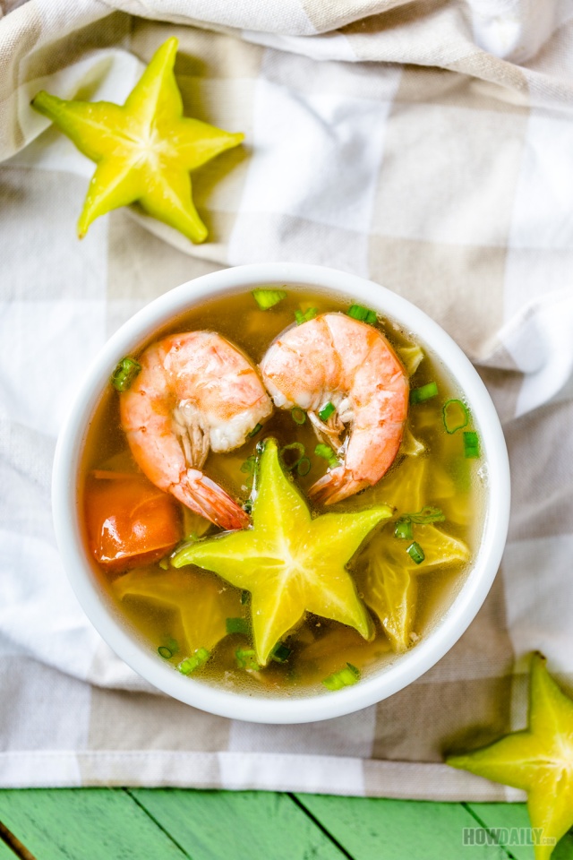 Shrimp star fruit soup