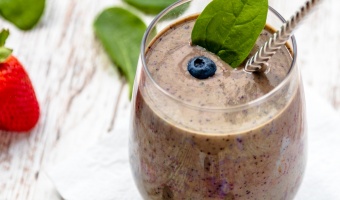 Dairy free Berries Spinach Smoothie