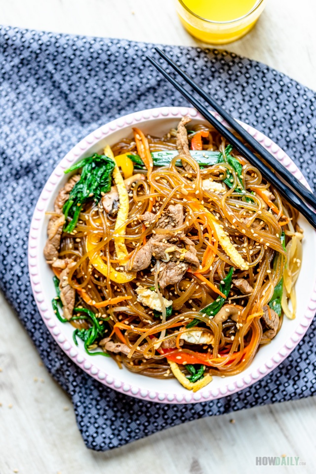 Korean Japchae Recipe by HowDaily