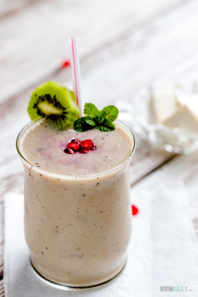 Pomegranate kiwi orange smoothie