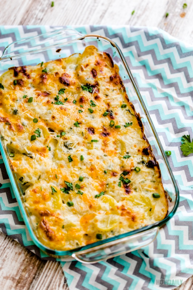 Easy Recipe for Cheesy Scalloped Potatoes