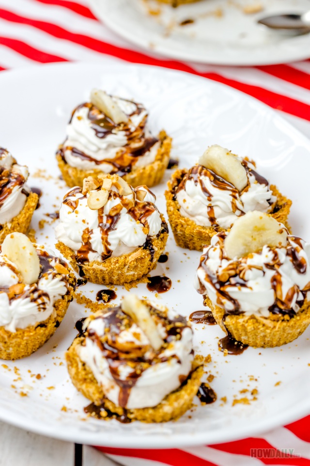 Mini Banana Cream Pies