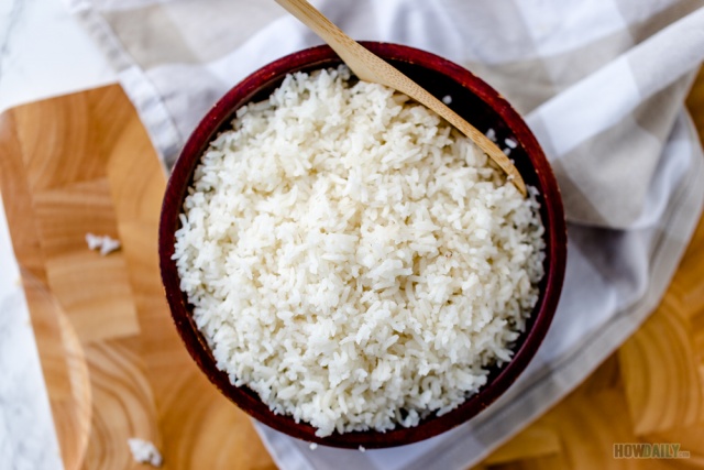 https://howdaily.com/wp-content/uploads/2018/11/regular-long-grain-white-rice-640x427.jpg?x67400