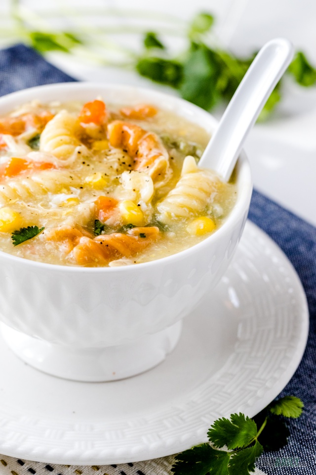 Chicken soup with sweet corn and carrot