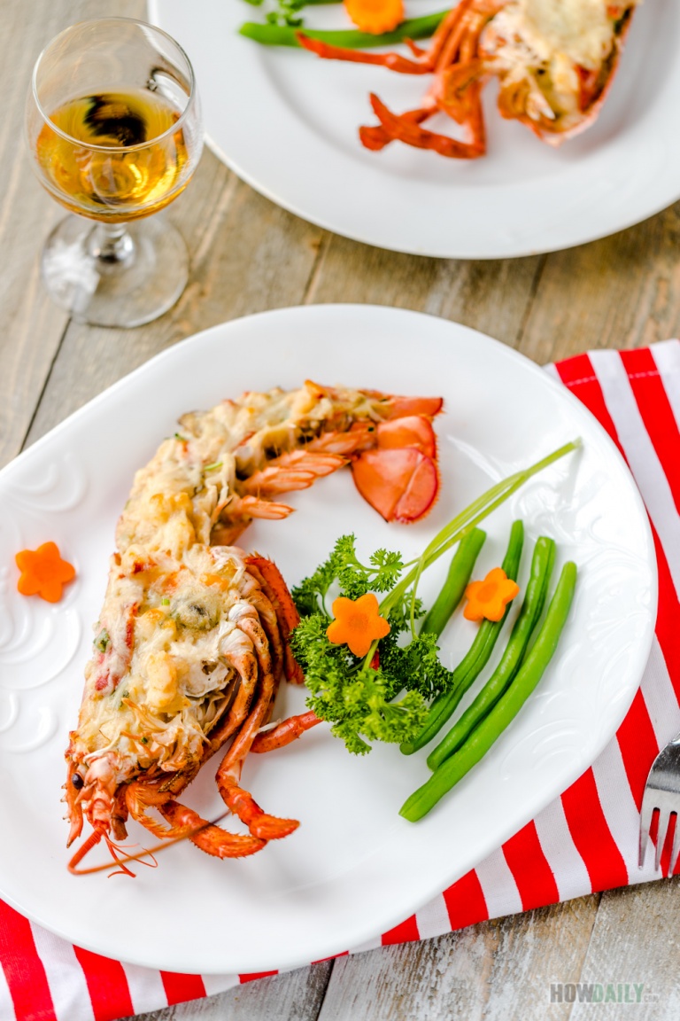 Lobster Thermidor Recipe (French Style Bechamel)