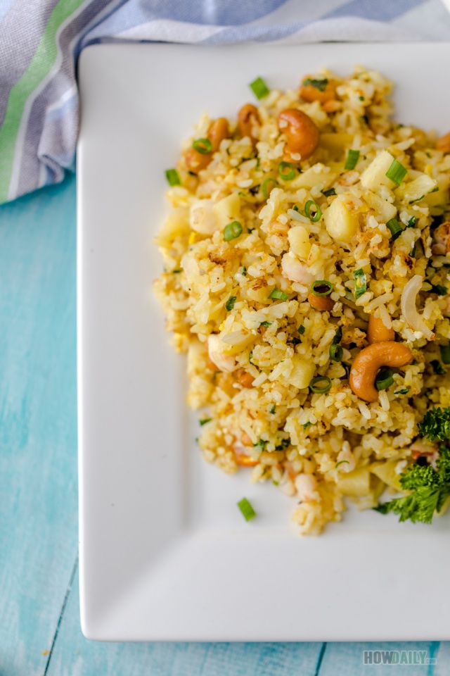 Easy Recipe for pineapple fried rice