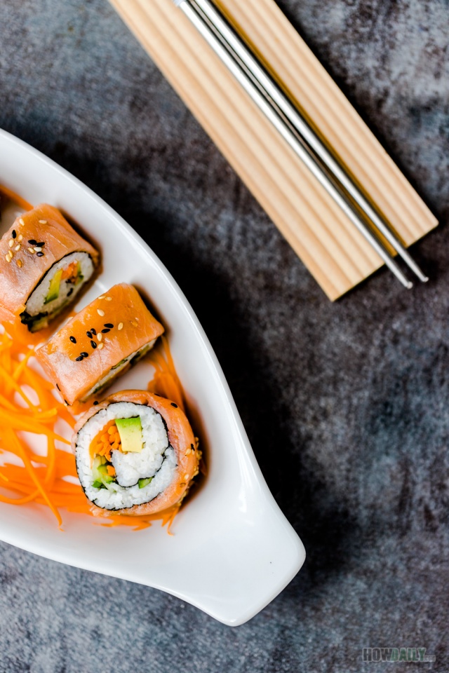 Easy recipe for Smoked Salmon Sushi roll