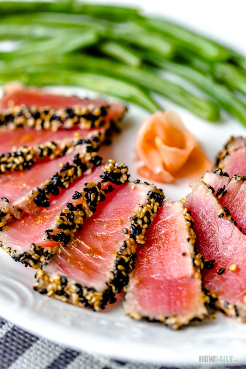 Light Seared Tuna Steak with Oriental Ginger Dressing Recipe