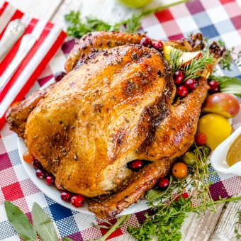 The Perfect Crispylicious Turkey With Garlic-butter & Herbs For ...