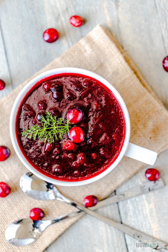 Cranberry sauce with orange juice